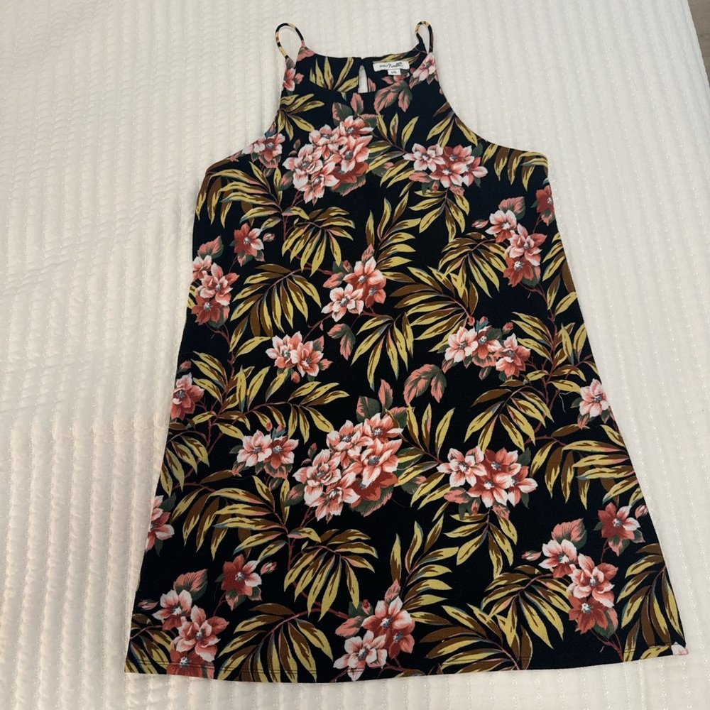 Women’s knee length tropical sun dress, size L/XL 12-14
